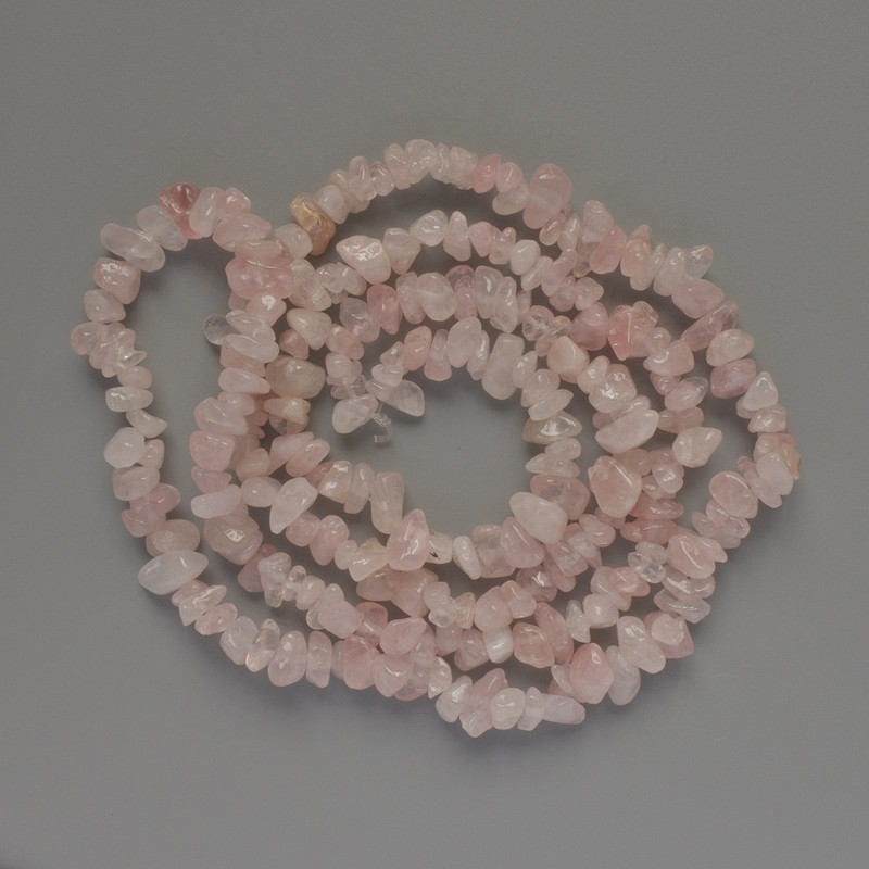 Beads Rose Quartz chip beads, 7x4 mm diameter, 78 cm length, on thread