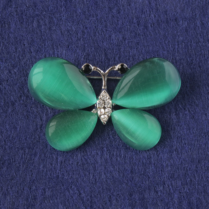 Butterfly Brooch with Green Cat's Eye, White Rhinestones, Silver-Toned Metal 25x38mm+