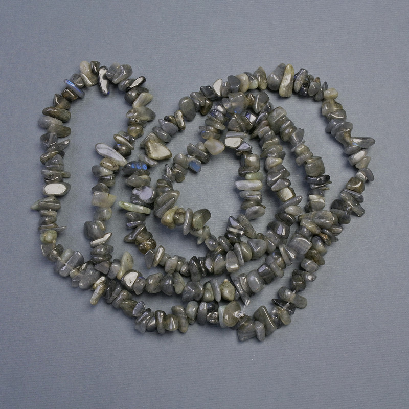 Labradorite natural stone chip beads on thread, diameter 14x5-7x5 mm+-, length 80 cm+