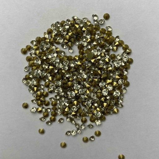 White rhinestones, 3 mm diameter (±), packaged 3 g (±)