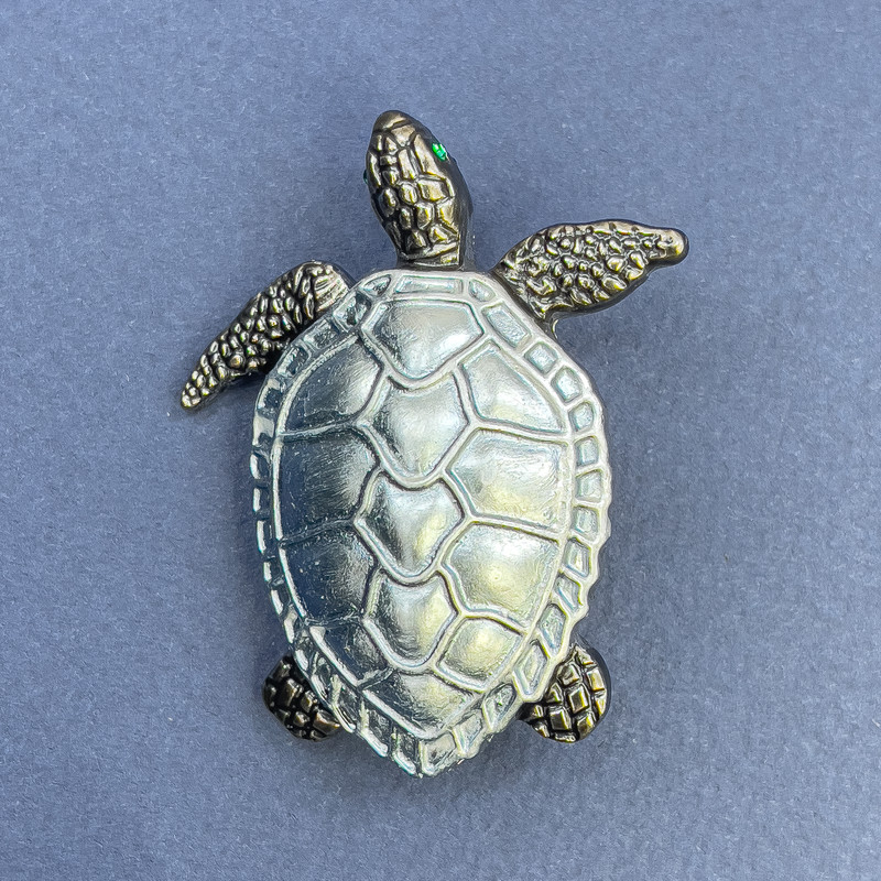 Turtle Brooch Pendant in Blue and Gray, Silver-Tone Metal, 40 mm Diameter, 49 mm Length