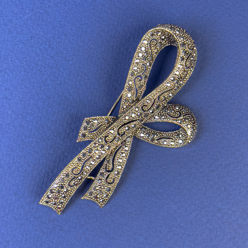 Sale! Bow Brooch with Gray Rhinestones, Bronze-Gold-Toned Metal, 78x40 mm +