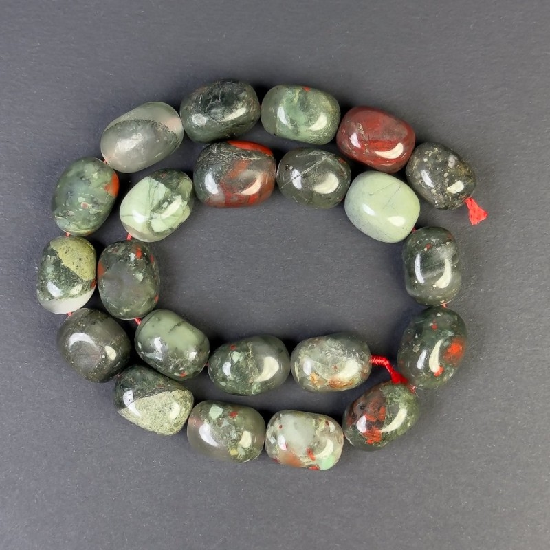 Heliotrope Tumbled Beads 19×14 mm on a thread, length 38 cm+