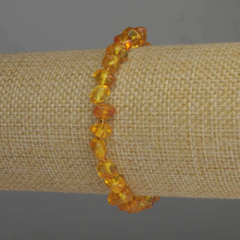 Amber Haltivka Bracelet, 7x5 mm beads, 2 mm seed beads, 18 cm stretch