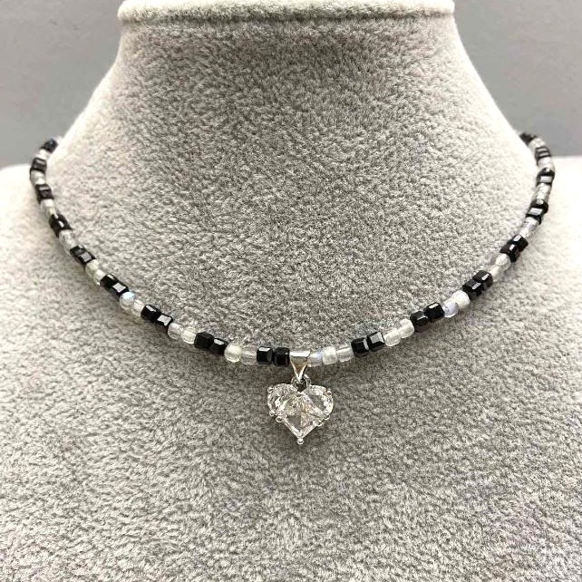 Choker with Tourmaline and Labradorite, Faceted Cube 3mm ±, with Heart Pendant 12mm ±, Length 38 cm ± with Extender Chain