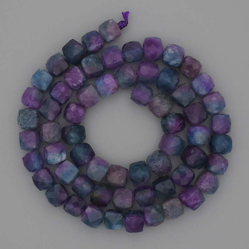Fluorite Beads on Thread, Faceted Cube, 7x7 mm, Length approx. 39 cm