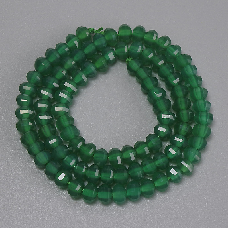 Chrysoprase beads, faceted rondelle, 6x4 mm, 38 cm long on thread