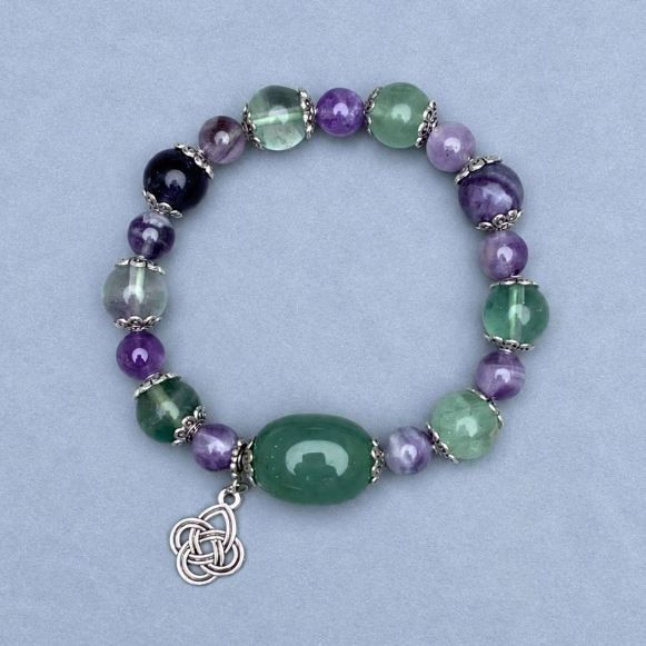 Fluorite Bead Bracelet - 10 mm Beads +/- Amethyst Bead, 8 mm Diameter +/- Jade Faceted Bead 20x15 mm +/-, 18 cm Elastic