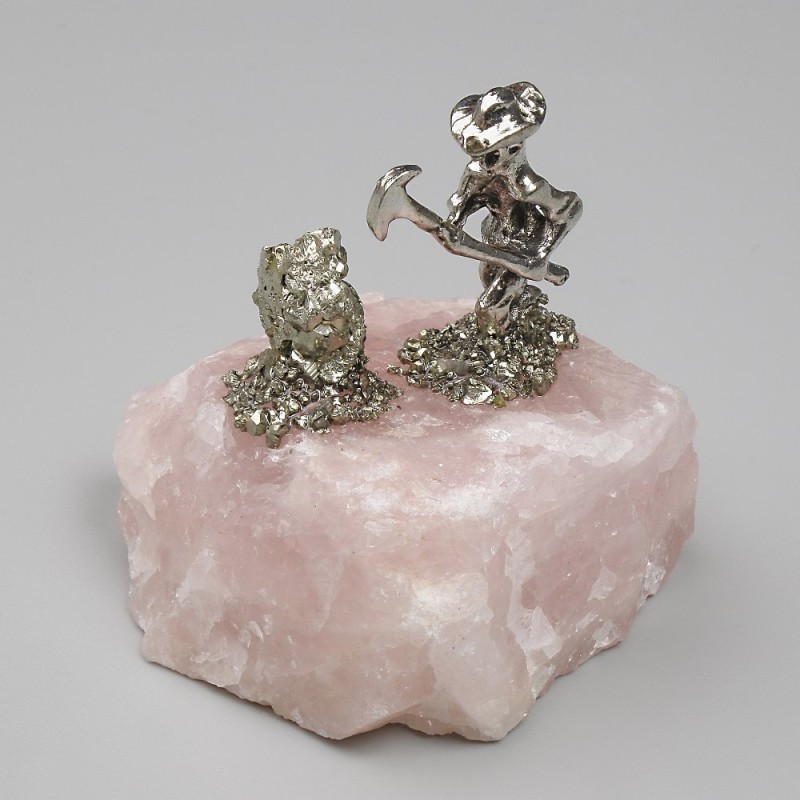 Prospectors Souvenir (Various Figures) Rose Quartz Natural Stone 50×35 mm +/- Assorted Size
