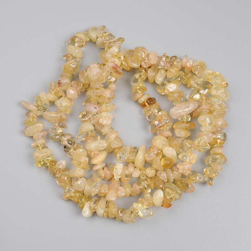 Citrine chip beads, 4-10×2-4 mm, 76 cm long on thread