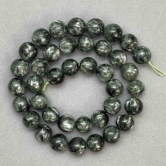 Seraphinite natural stone beads, smooth round 10 mm diameter, length 39 cm ± on thread