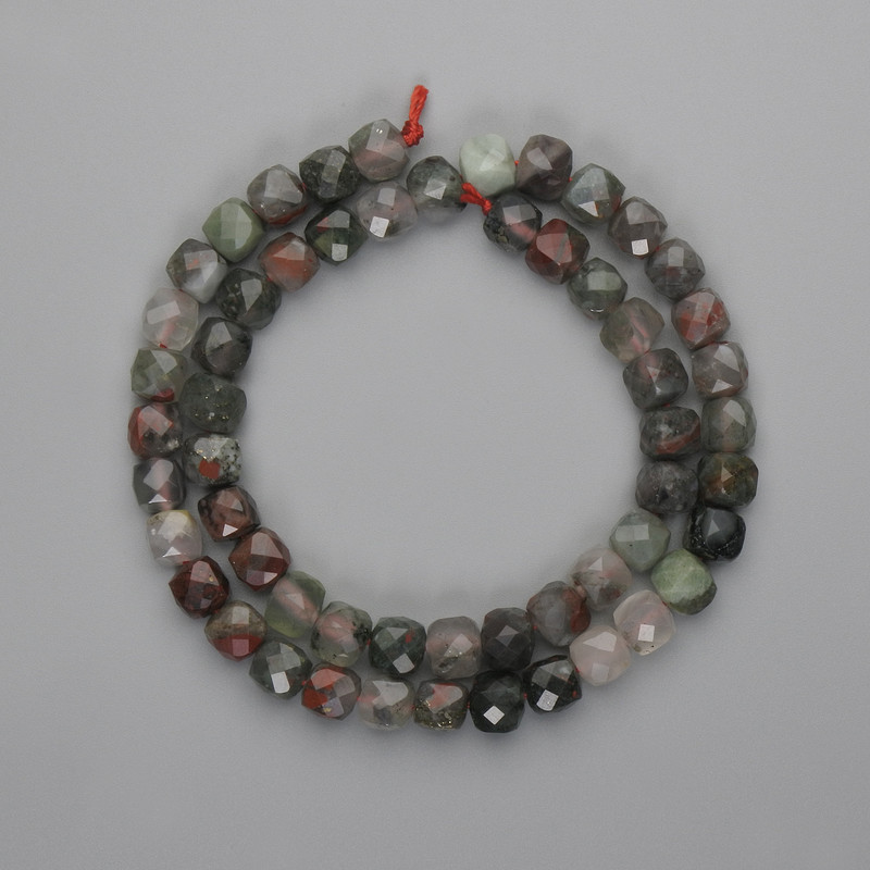 Heliotrope Beads Faceted Cubes 7x7 mm, Length about 39 cm