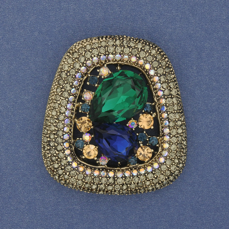 Brooch Pendant 'Accent' with Crystals and Rhinestones, Golden Metal 45x30-40 mm+