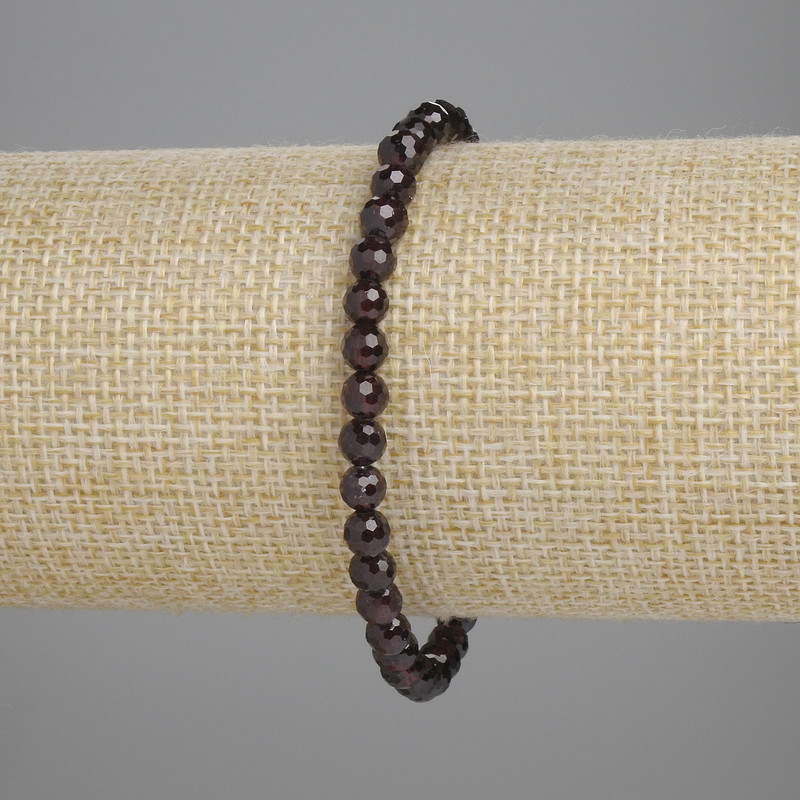 Garnet bracelet with faceted beads, 5 mm diameter, 18 cm ± length, elastic