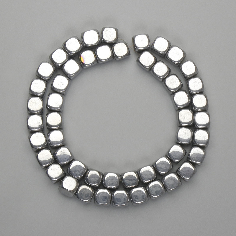 Hematite cube beads 7.5×7.5 mm - silver color, length 39 cm+