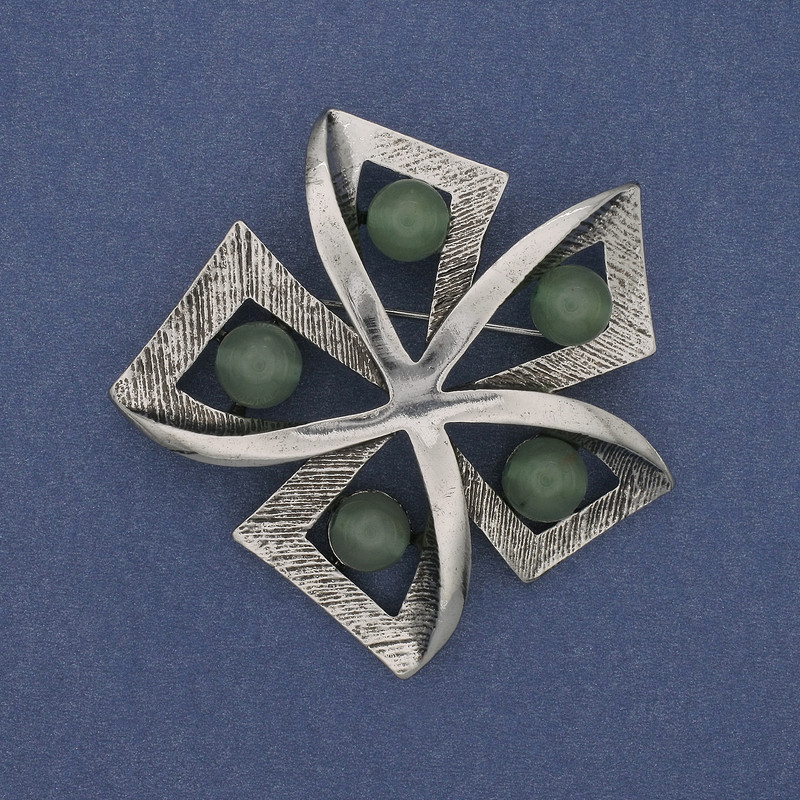 Brooch Accent Nephrite Silver-Tone Metal 60mm+