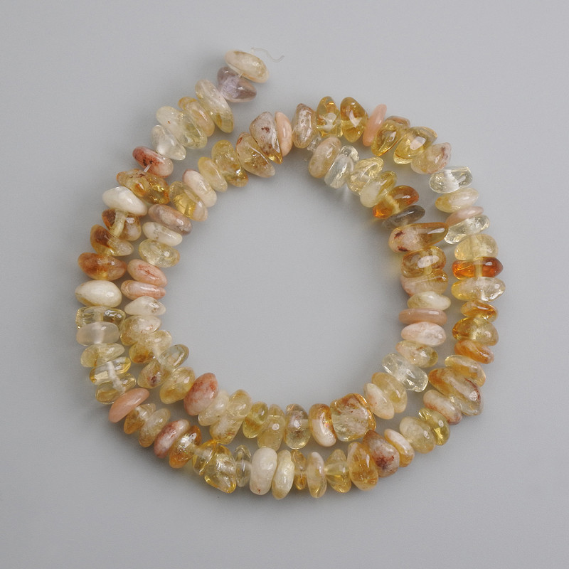 Citrine Chip Beads, diameter 8–11×3–5 mm, length approximately 39 cm