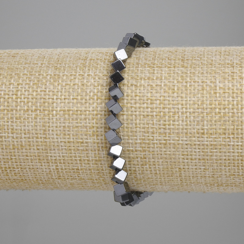 Hematite Cube Bracelet with Through-Hole 4x4 mm, 18 cm stretch