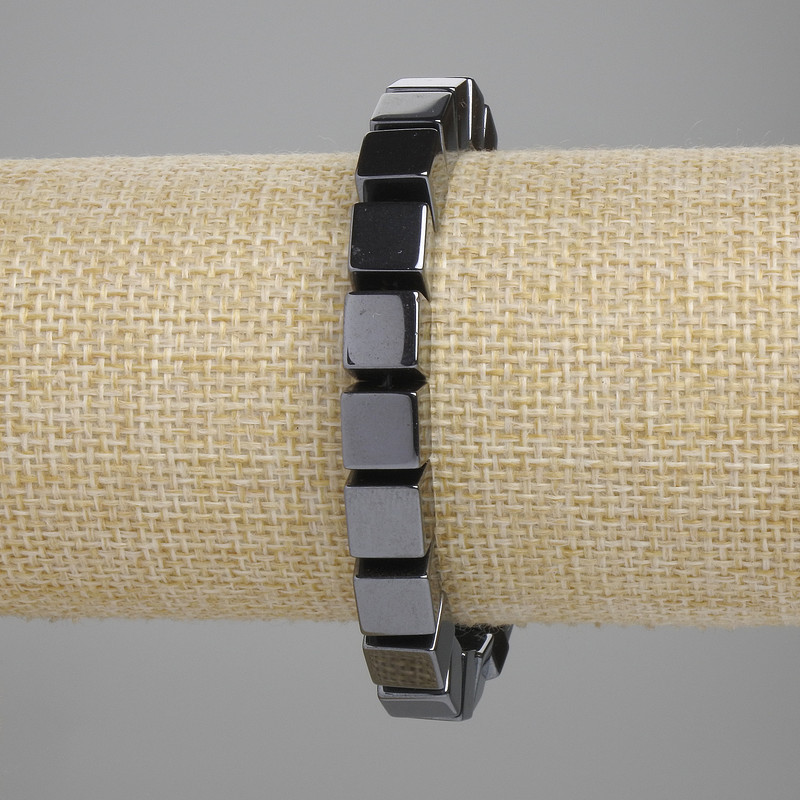 Hematite Cube Bracelet, 8x8 mm, length 18 cm, stretch