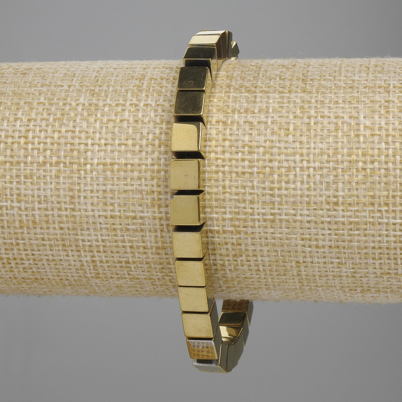 Hematite cube bracelet, 6x6 mm ±, golden color, 18 cm length ±, stretch bracelet
