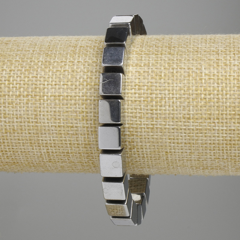 Hematite cube bracelet, 8×8 mm ±, silver color, length 18 cm ±, stretch