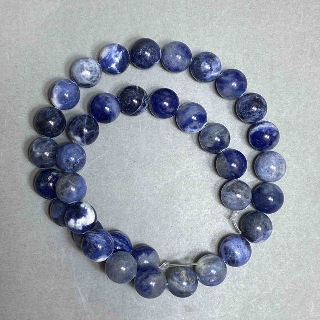 Sodalite beads smooth round 10 mm, length 37 cm ±