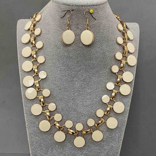 Necklace and Earrings Set with White Enamel, 48 cm+