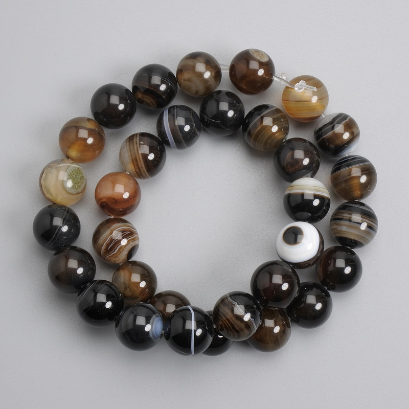 Agate Beads, Smooth Round Balls 12mm ±, Length 38cm ± on Fishing Line