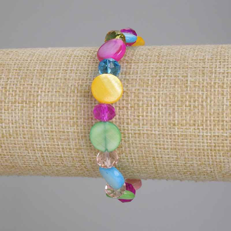 Bracelet with Mother-of-Pearl Coins, 11.5 mm diameter ±, Czech glass faceted rondelles 8×6 mm ±, length 18 cm ±, stretch