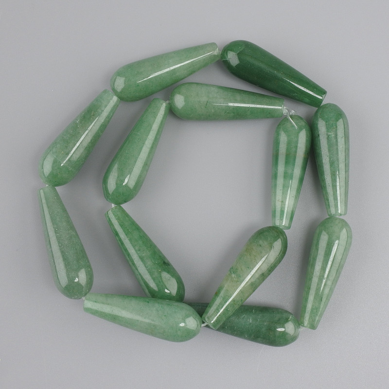 Nephrite teardrop beads, diameter 31-32×10-10, 5 mm ±, length 41 cm ± on thread