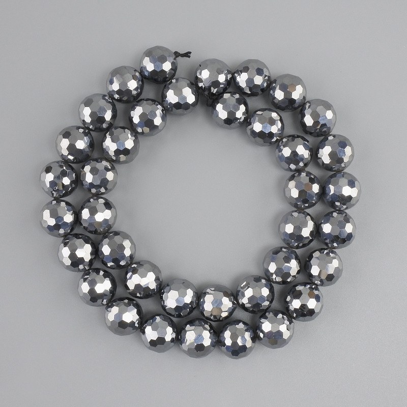 Terahertz beads, faceted round bead, 8 mm diameter, 38 cm long on thread
