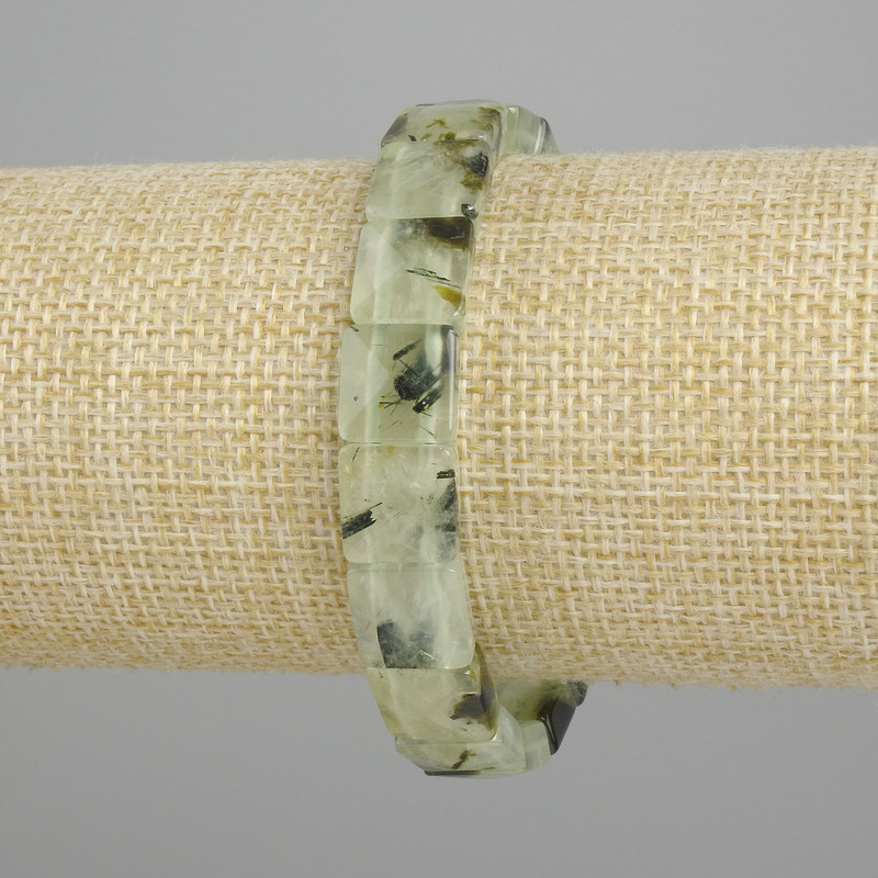 Prehnite Faceted Square Bracelet, 10.5-11×10.5-11 mm, length 18 cm ±, stretch