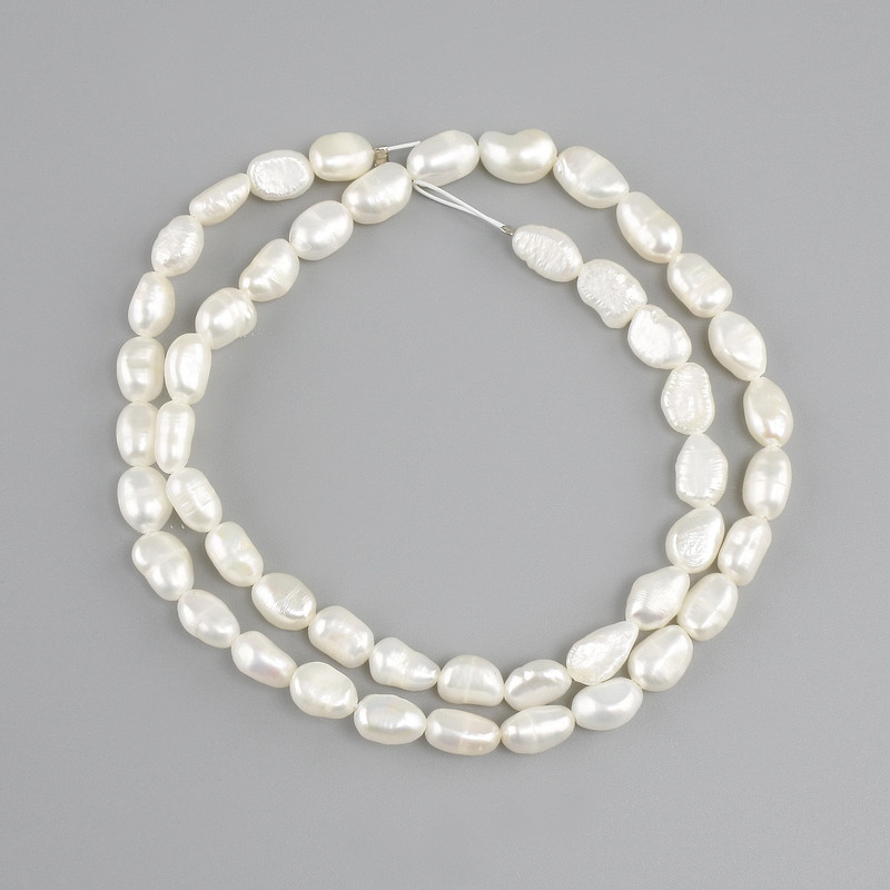 Freshwater Pearl Beads, diameter 8–8.5 × 4–5 mm, length 37 cm ± on fishing line