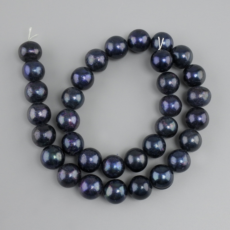 Beads Graphite Freshwater Pearls with Iridescence (Peacock Black), Diameter 11–12 mm, Length 37 cm, on a Thread