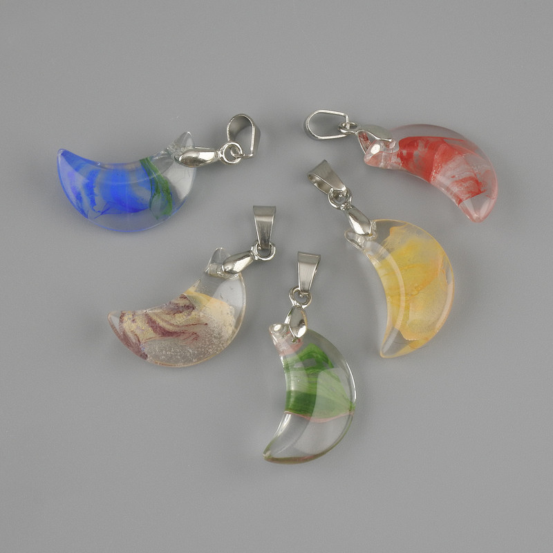 Pendant Crescent (transparent resin) 20x10x30 mm ± assorted colors