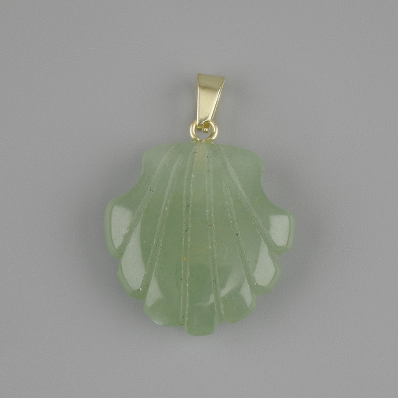 Pendant 'Shell' Jade 22x22 mm ±, length 30 mm ±