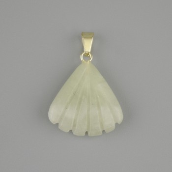 Shell Pendant Jadeite 20x20 mm ±, length 28 mm