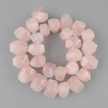 Beads of rose quartz, faceted, 12–16.5×17–19 mm, on thread, length about 38 cm