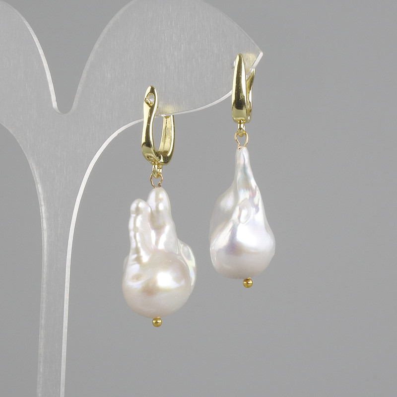 Baroque Pearl Earrings 24×15 mm ±, length 40 mm ±
