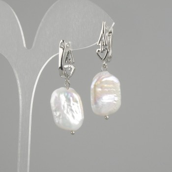Baroque Pearl Earrings 18×15 mm ±, length 40 mm+