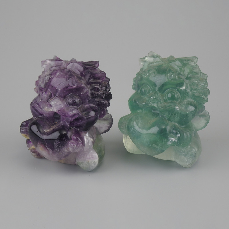 Souvenir Dragon with Fluorite Heart Statue 50×36×44 mm+