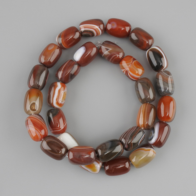 Agate barrel beads, 14x10 mm, length 38 cm +/- on thread