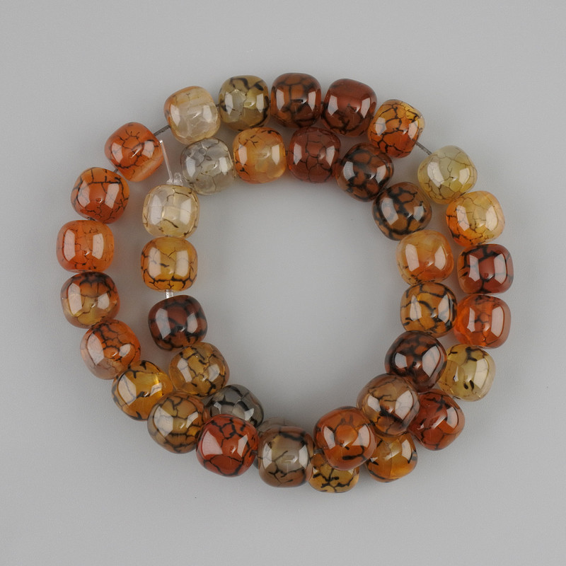 Dragon Vein Agate Barrel Beads, diameter 9.5-10×10.5-11 mm ±, length 37 cm ± on thread