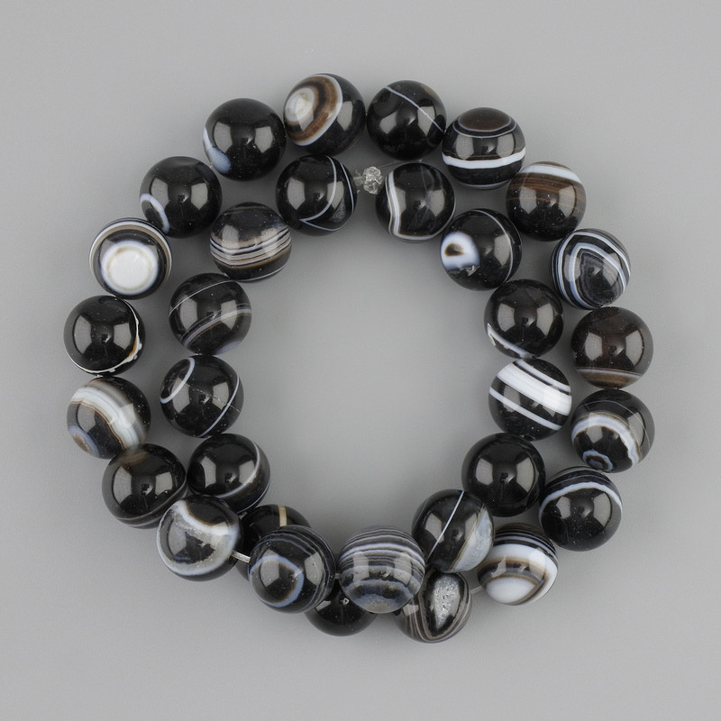 Eye Agate Beads, Smooth Round, 12 mm diameter, 38 cm length on thread