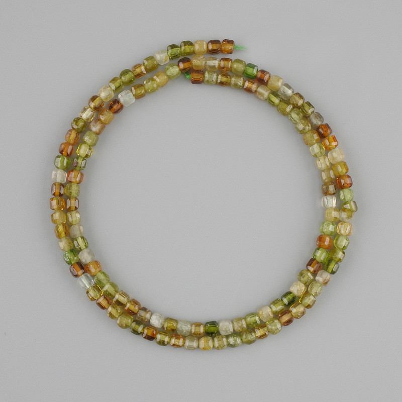 Beads Green Grossular garnet Faceted Cube, 3x3 mm, length 39 cm ±