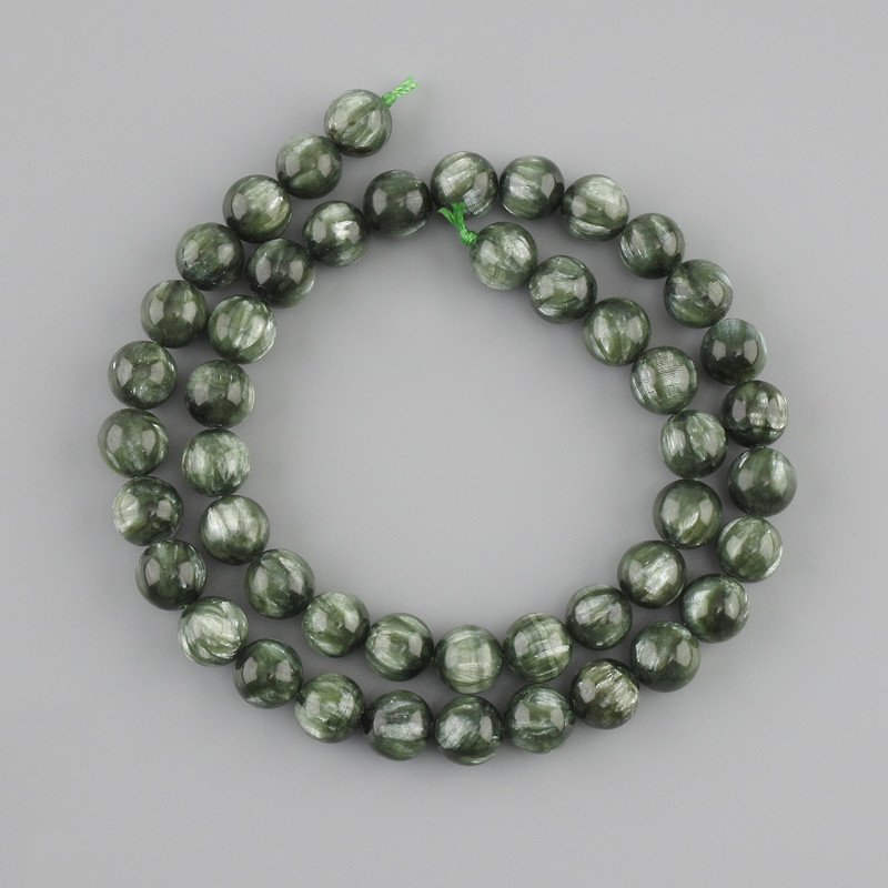 Beads of natural seraphinite, smooth round beads, diameter 8 mm±, length 38 cm±