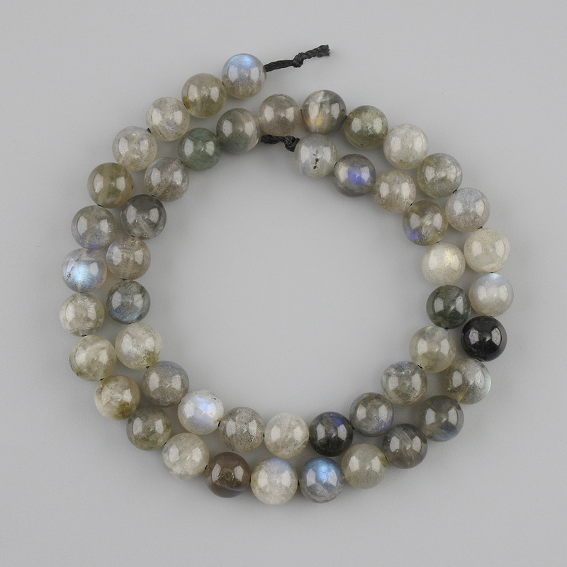 Labradorite smooth round beads, 8 mm diameter ±, 39 cm length on thread