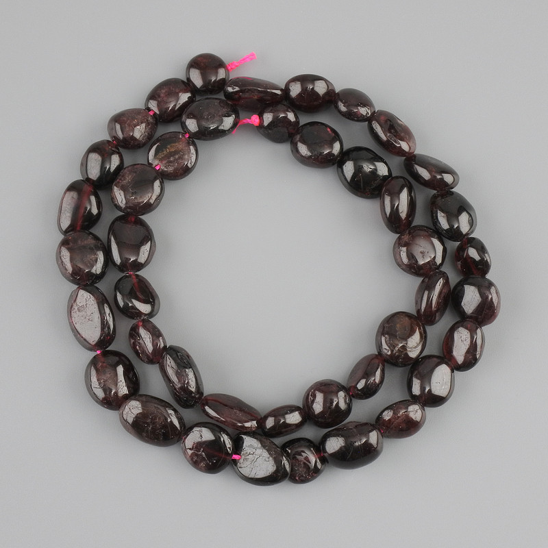 Garnet Beads, Faceted, 9–12, 5×8–9, 5 mm ±, length 40 cm