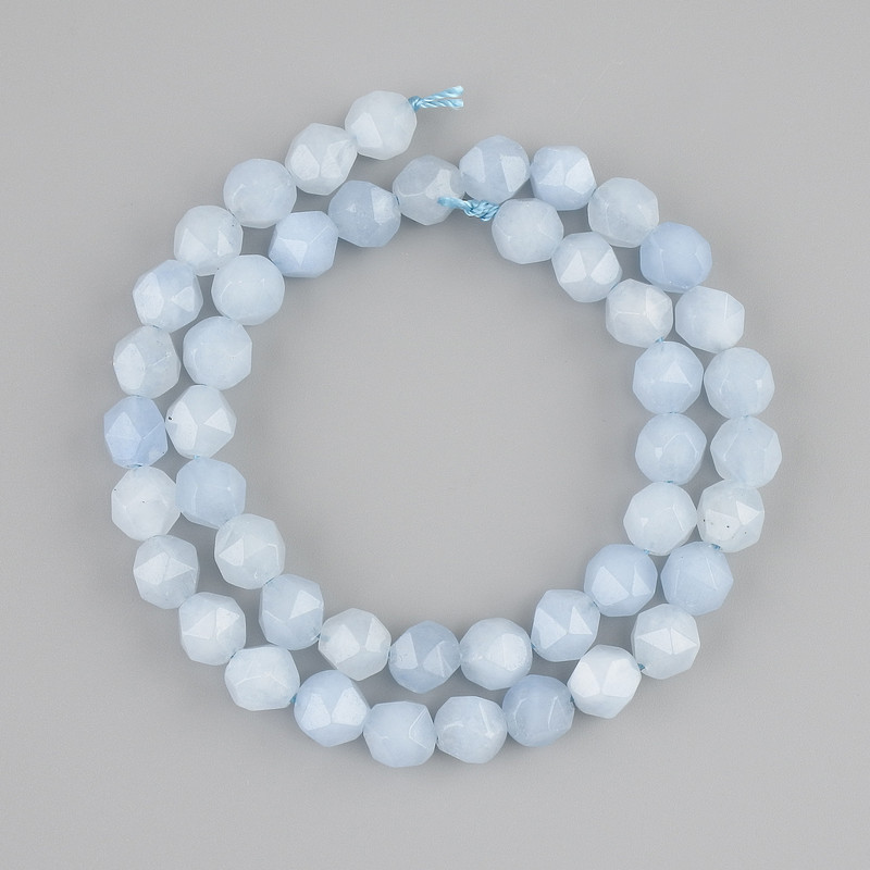 Aquamarine beads, faceted 8x7 mm ±, 37 cm long on thread