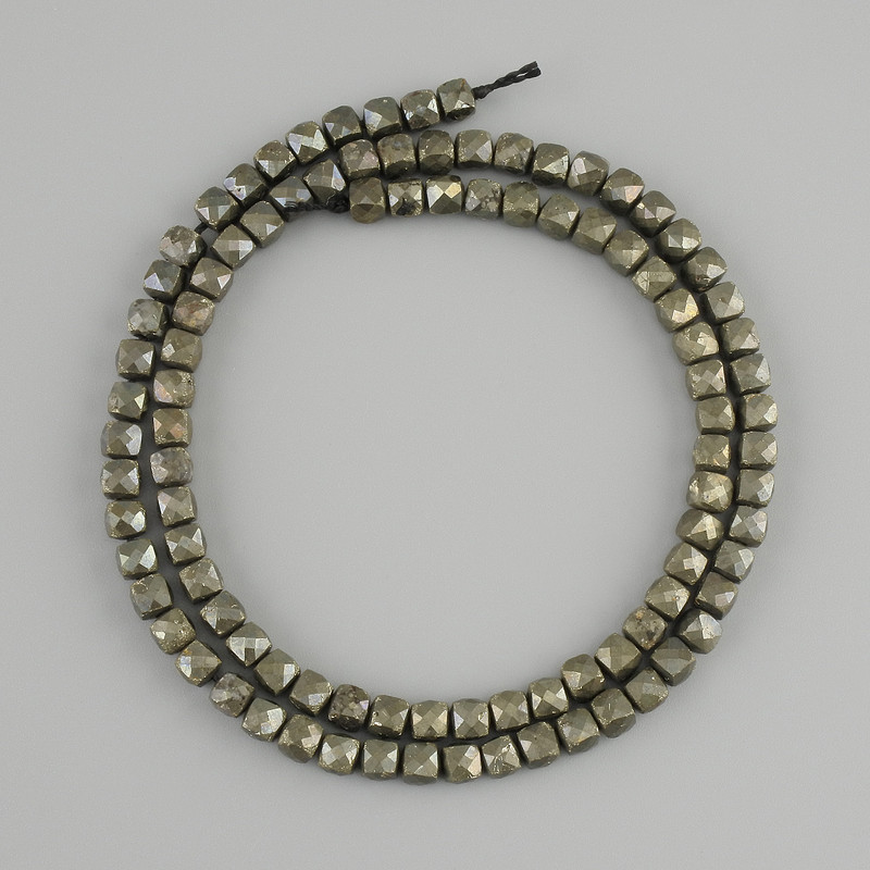 Beads Pyrite Faceted Cube, diameter 4×4 mm, length 39 cm ±